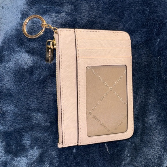 Michael Kors Keychain Wallet - Picture 2 of 3